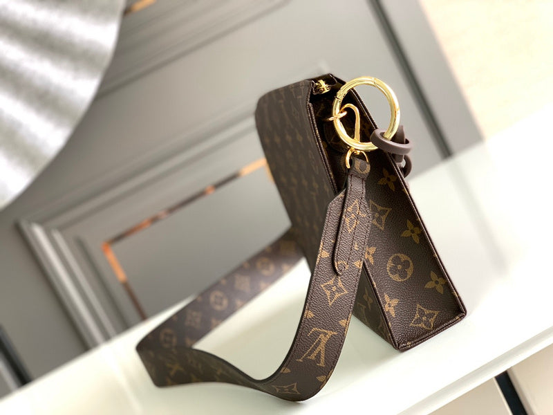 I W Fashion Lu-Vi bags - 17053