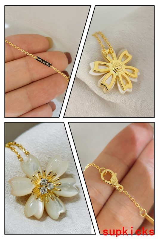 Van Cleef & Arples Jewelry
