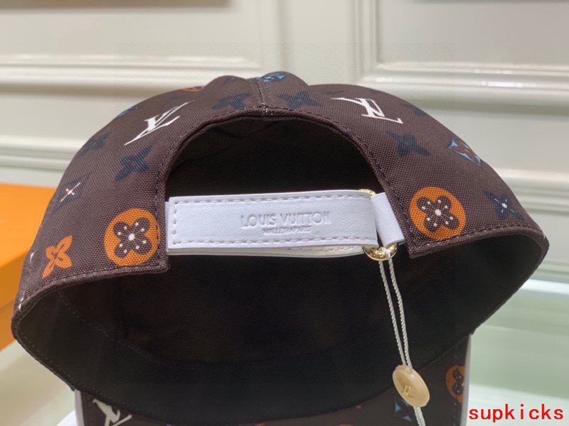 Louis Vuitton Luxury Cap