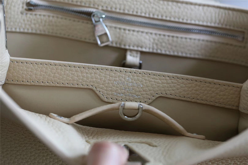 I W Fashion Lu-Vi bags - 8386