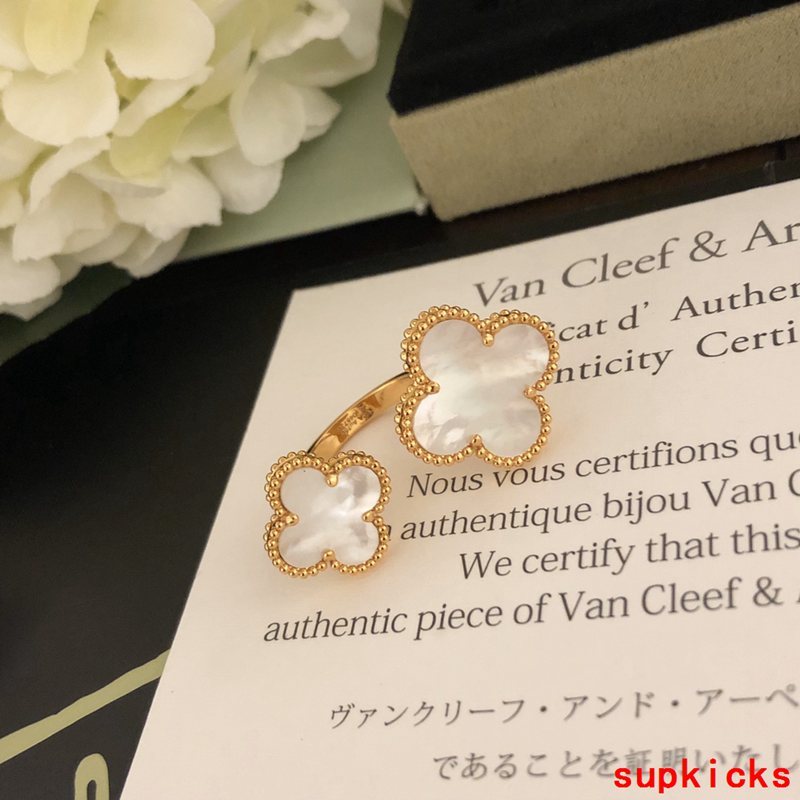 Van Cleef & Arples Jewelry