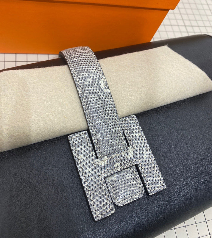 PHA - HMS Bags - 1738