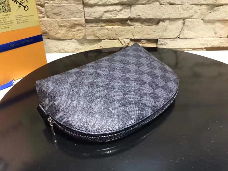 I W Fashion Lu-Vi bags - 17878