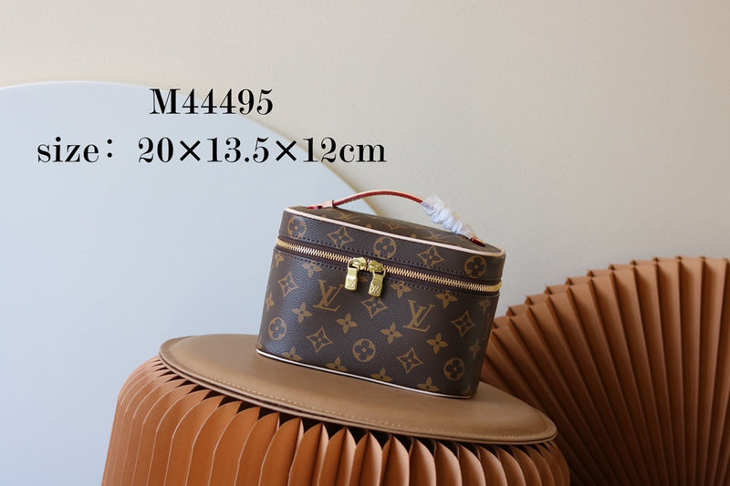 I W Fashion Lu-Vi Bags - 16981