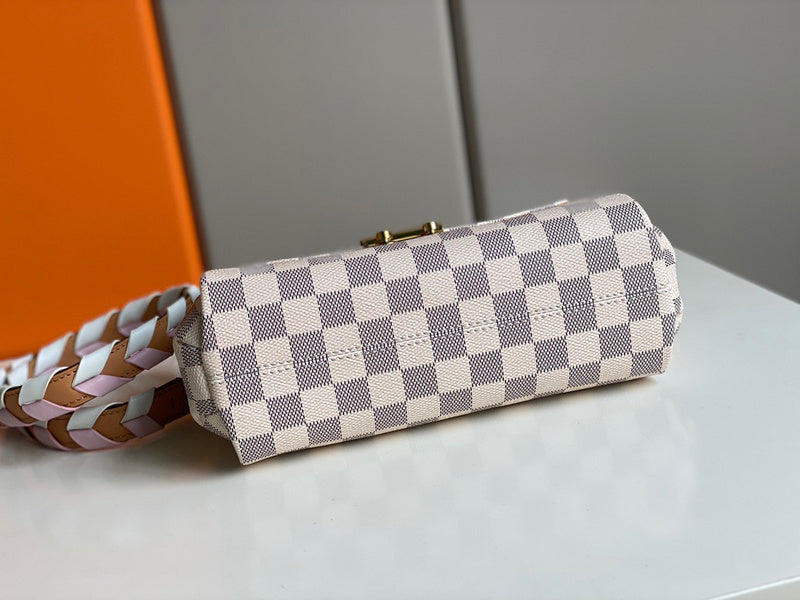 LOV2 Bags - Luxurious Bags  906