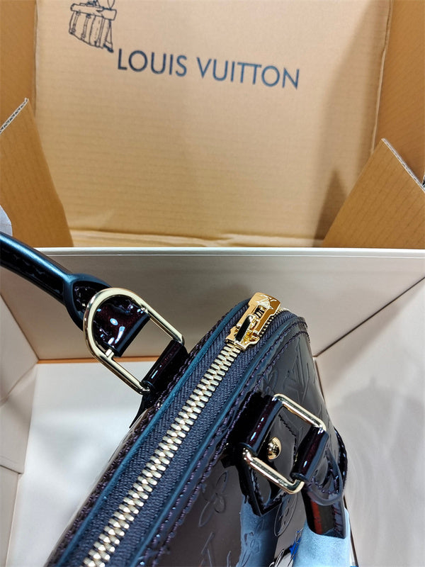 PHA - LOV Bags - 211