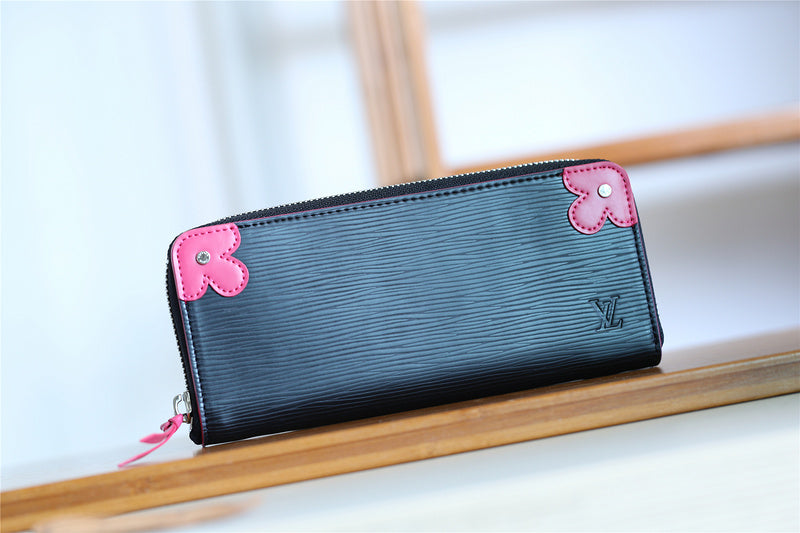 I W Fashion Lu-Vi bags - 9405
