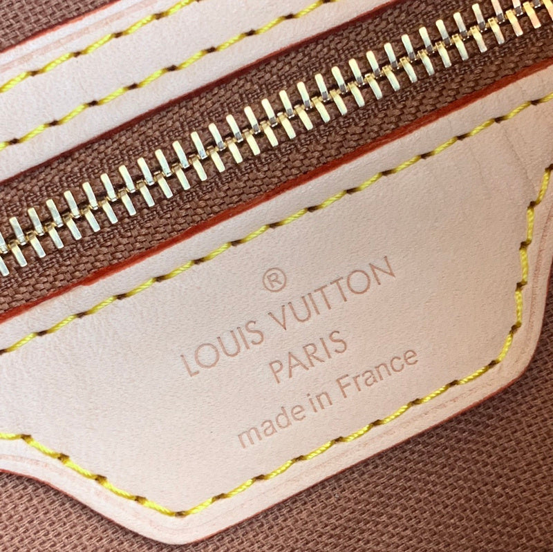 LOV2 Bags - Luxurious Bags  2679