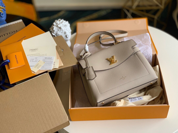 LOV2 Bags - Luxurious Bags  893