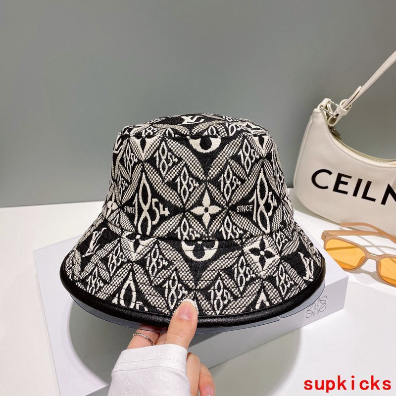 Louis Vuitton Luxury Cap