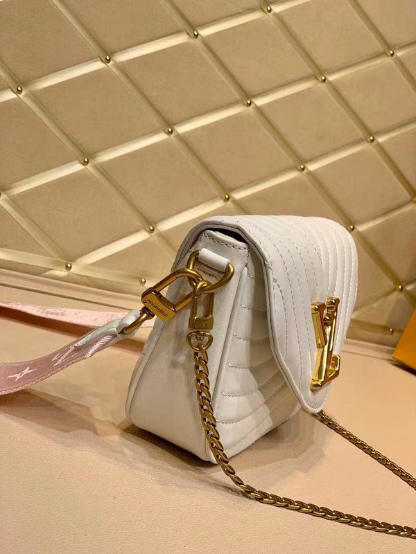 I W Fashion Lu-Vi bags - 17682