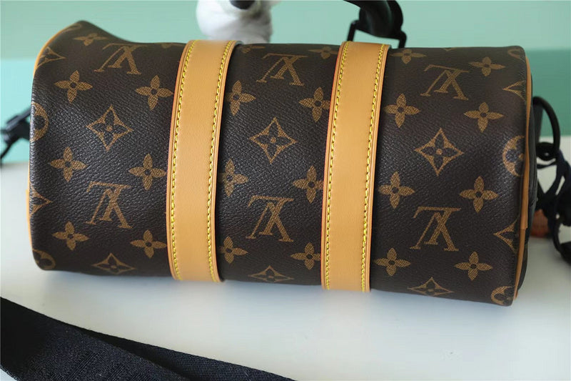 I W Fashion Lu-Vi bags - 11241