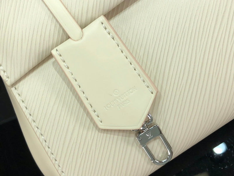 I W Fashion Lu-Vi bags - 16996