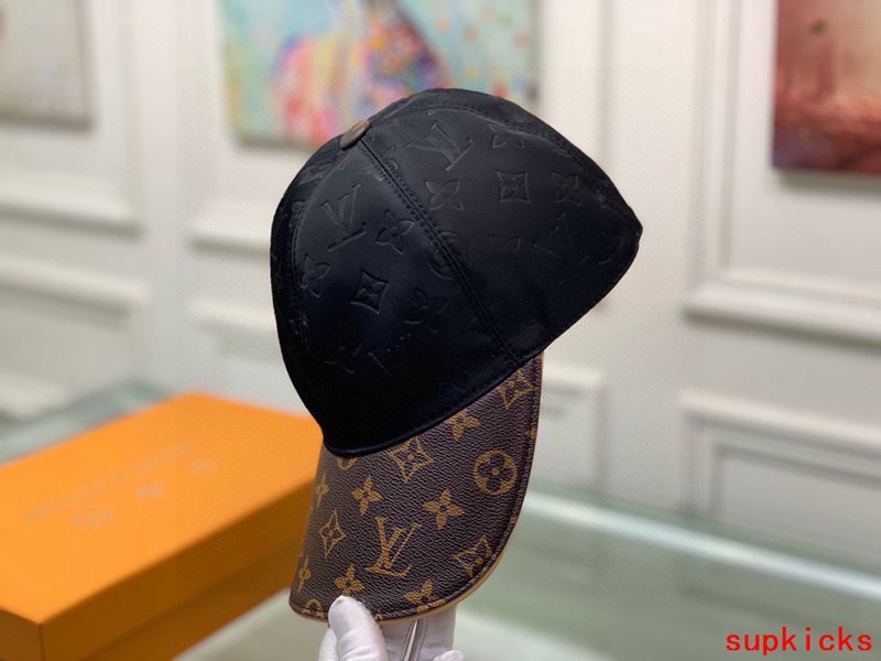Louis Vuitton Luxury Cap