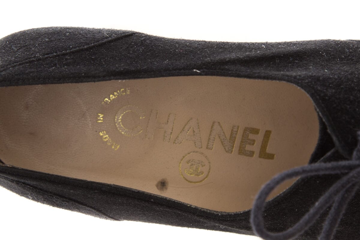 Chanel Black Suede Lace Up Low Heels SZ 37