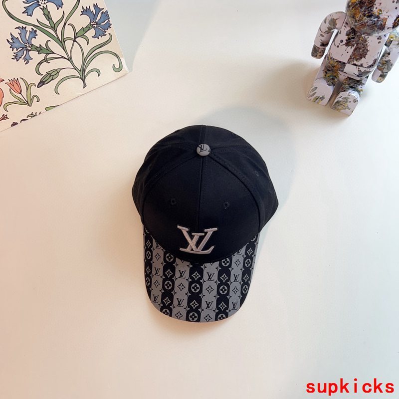 Louis Vuitton Luxury Cap