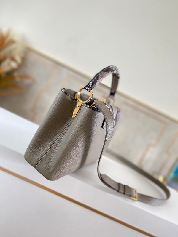 I W Fashion Lu-Vi bags - 17343