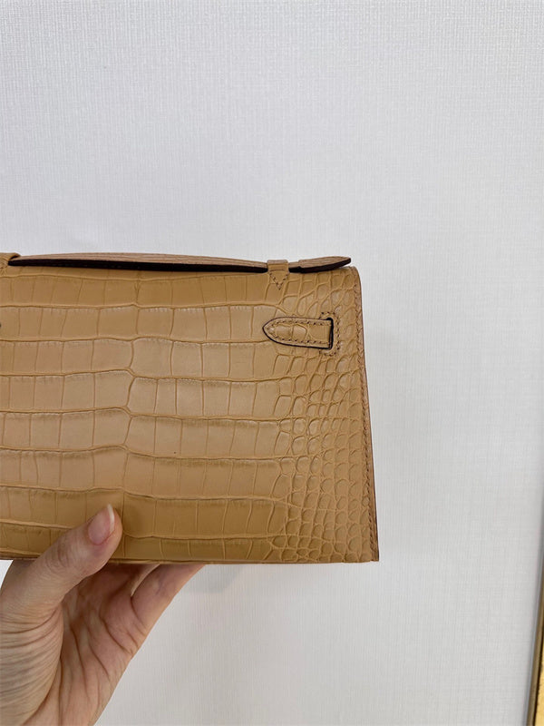 PHA - HMS Bags - 677