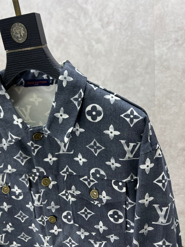 Louis Vuittion Luxury Clothes