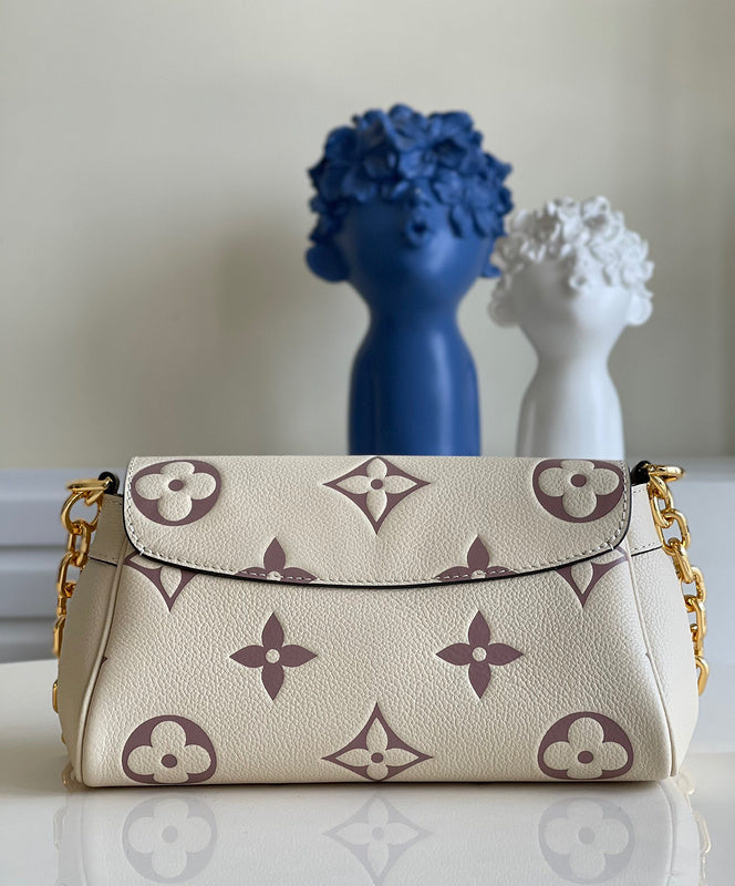 LOV2 Bags - Luxurious Bags  981