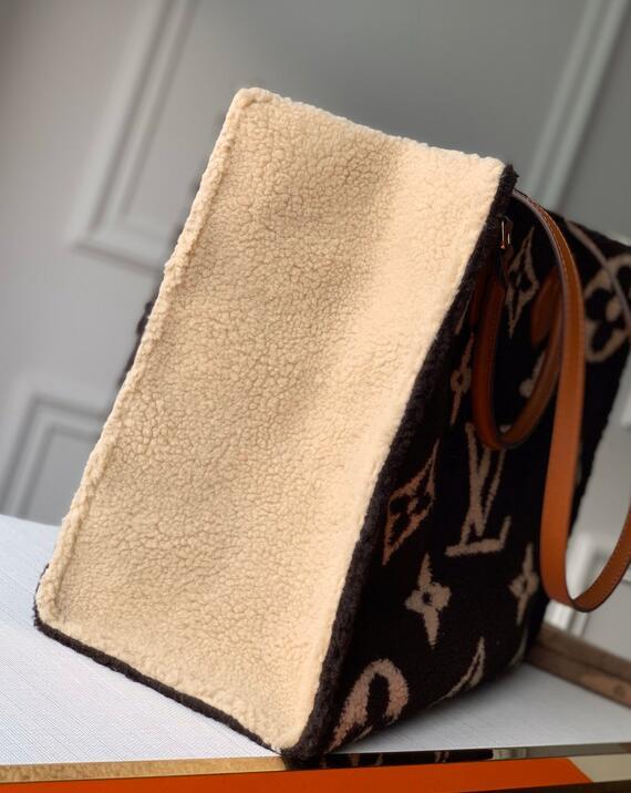 Chloe’s Picks - LOV Bags - 2989
