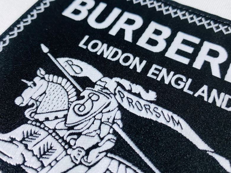 Burberry T-Shirts - 264