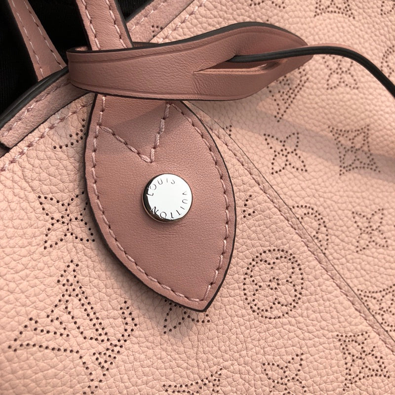 LOV2 Bags - Luxurious Bags  990