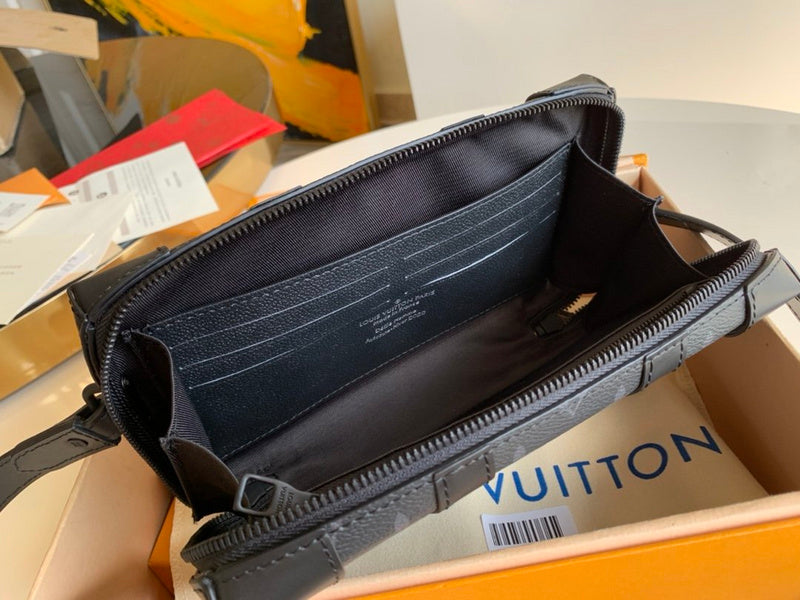 I W Fashion Lu-Vi bags - 17733