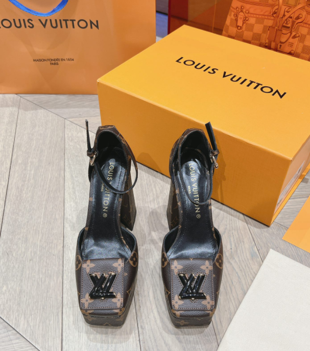 Chloe’s Picks - LOV Women Shoes - 012