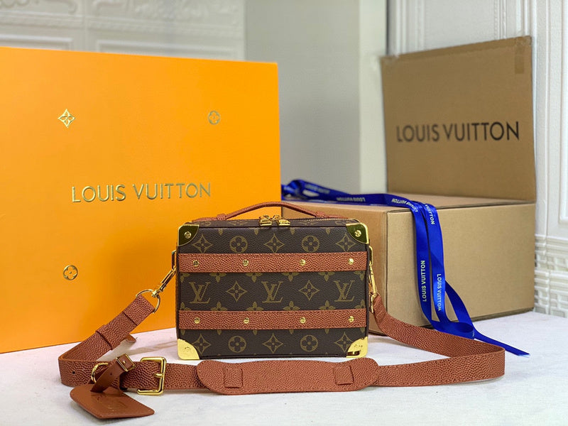 I W Fashion Lu-Vi bags - 17496