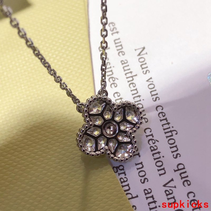 Van Cleef & Arples Jewelry