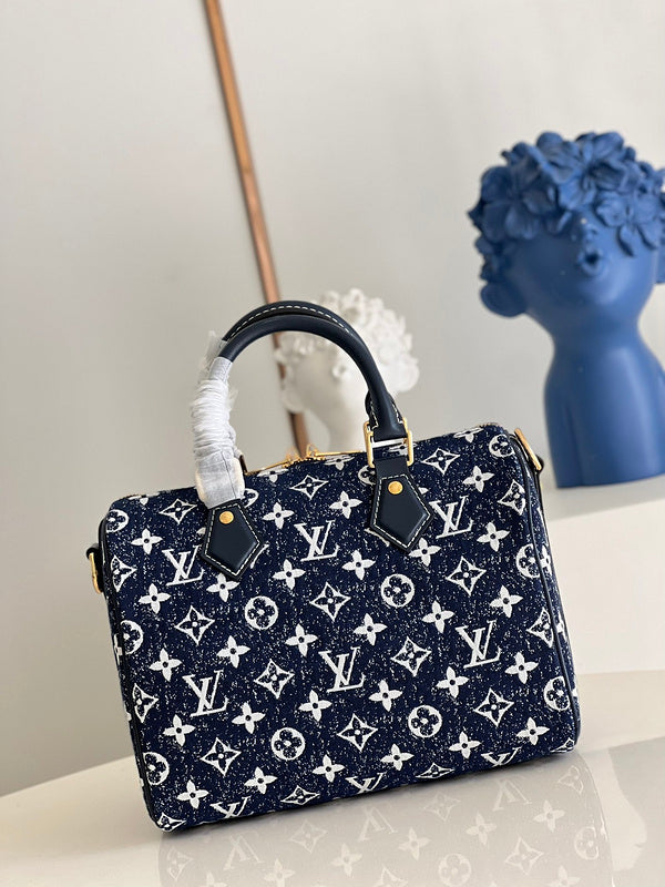 I W Fashion Lu-Vi bags - 17210