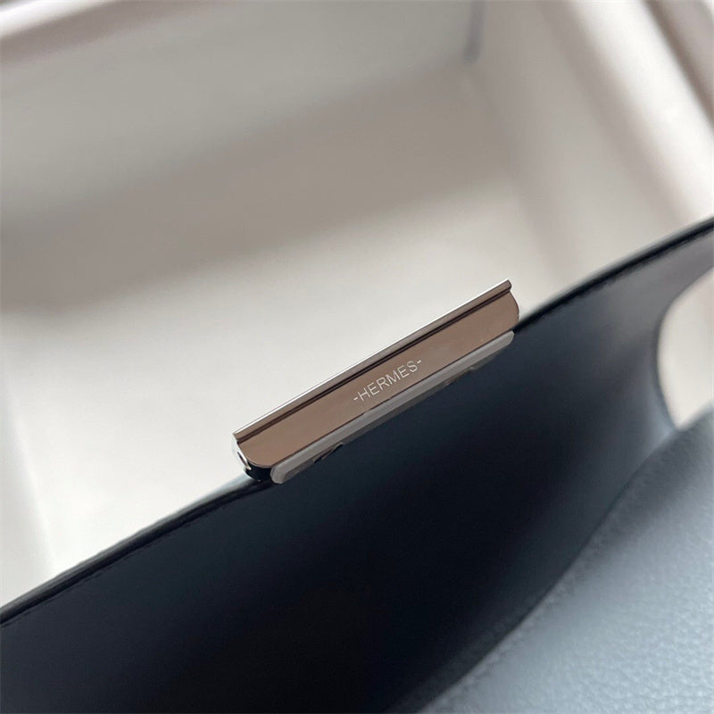 PHA - HMS Bags - 470