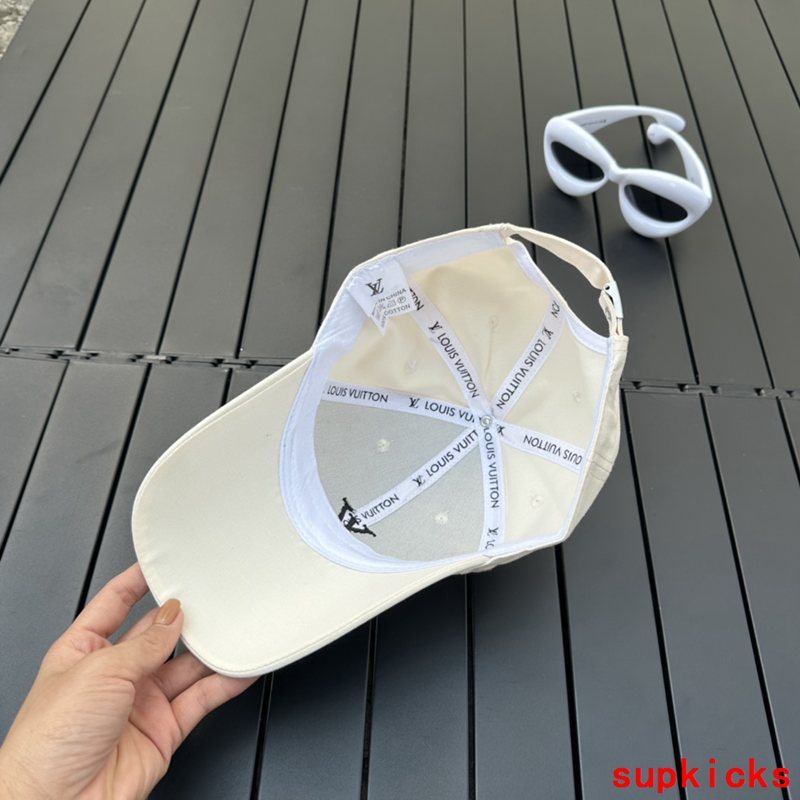 Louis Vuitton Luxury Cap