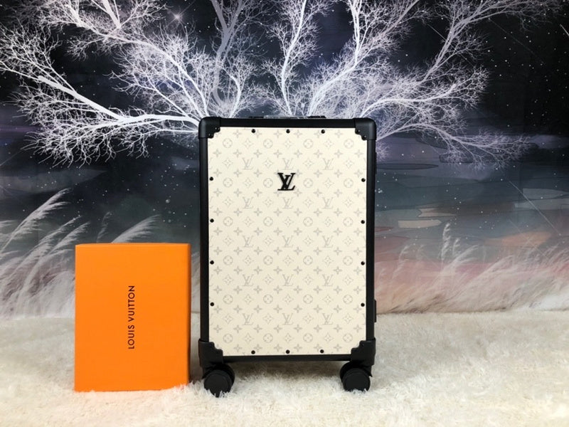 I W Fashion Lu-Vi bags - 11408