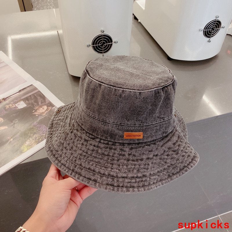 Louis Vuitton Luxury Cap