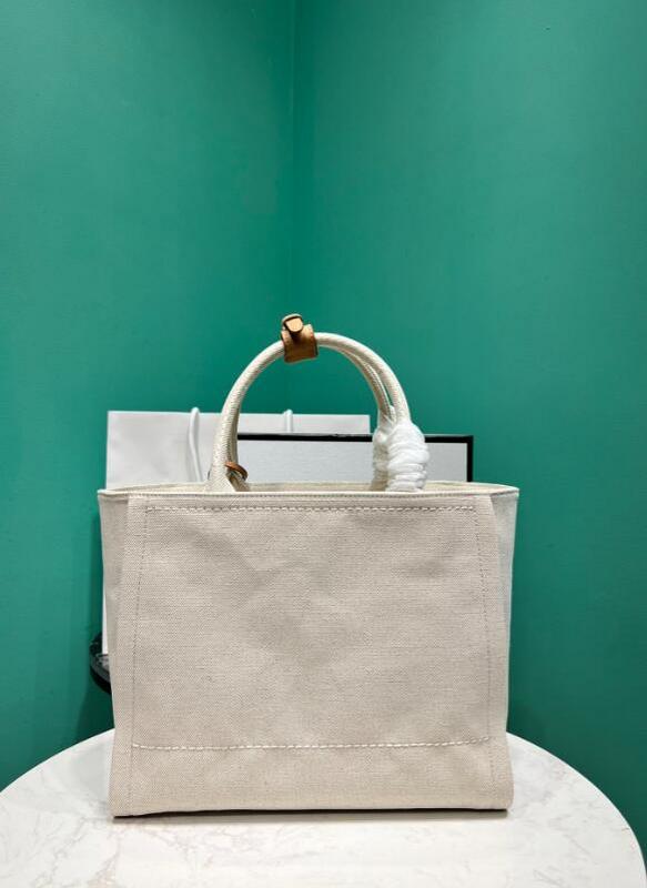 Chloe’s Picks - PD Bags - 031