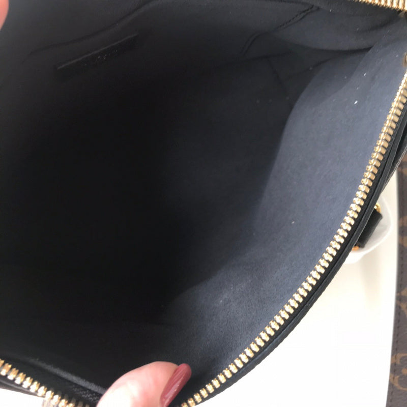 LOV2 Bags - Luxurious Bags  889