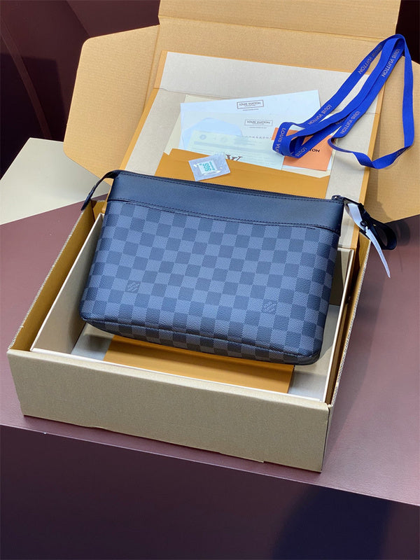 PHA - LOV Bags - 074