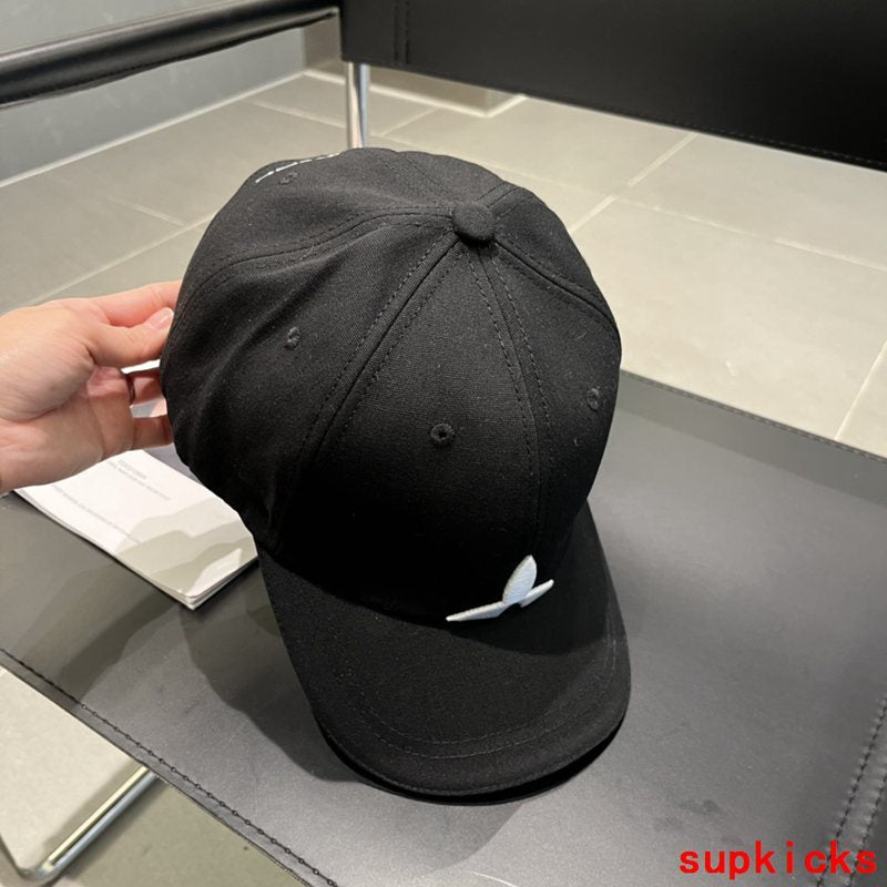 Louis Vuitton Luxury Cap