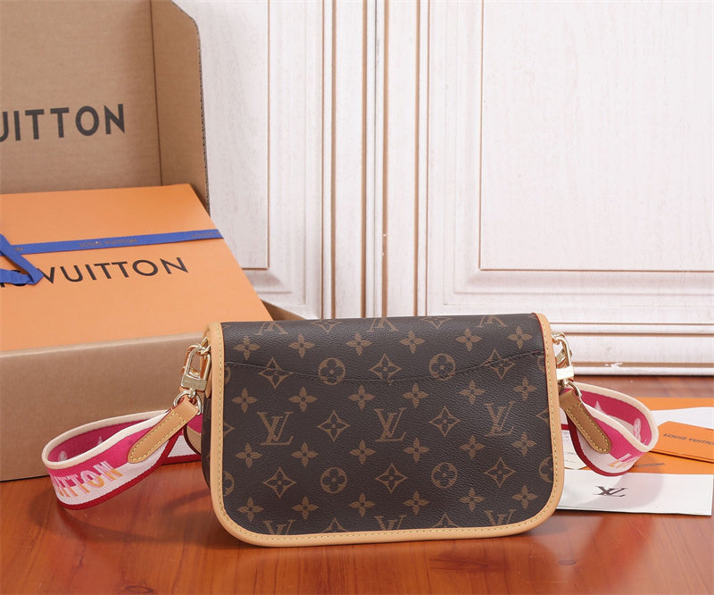 PHA - LOV Bags - 381