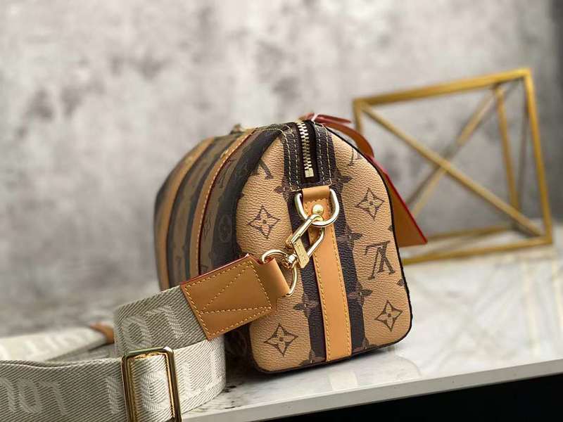 LOV2 Bags - Luxurious Bags  715