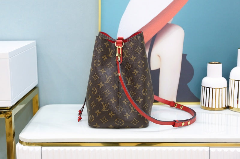 LOV2 Bags - Luxurious Bags  2688