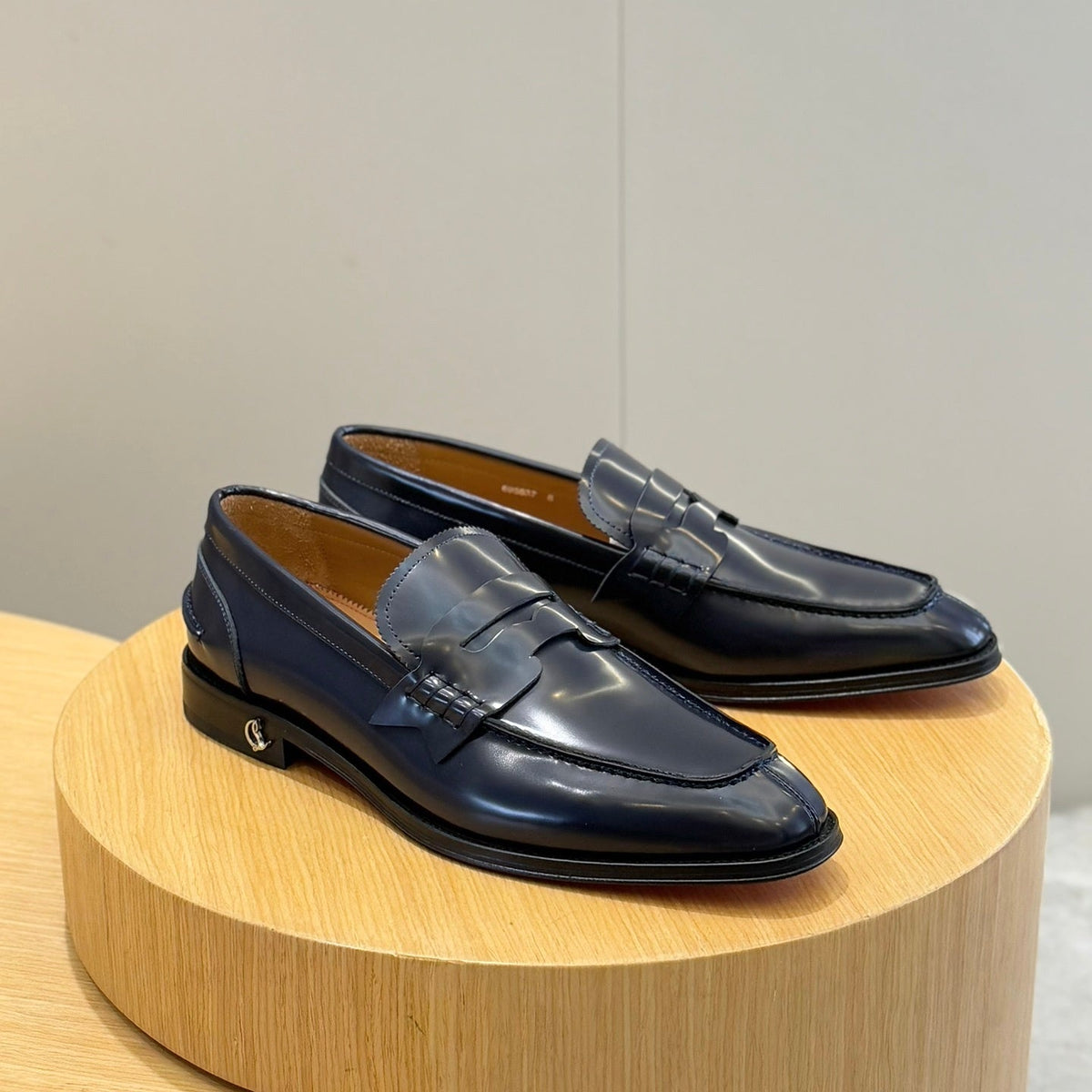 Chloe’s Picks - Premium Luxury Goods and Accessories - AFFORDABLE LUXURY HEELS - 8282