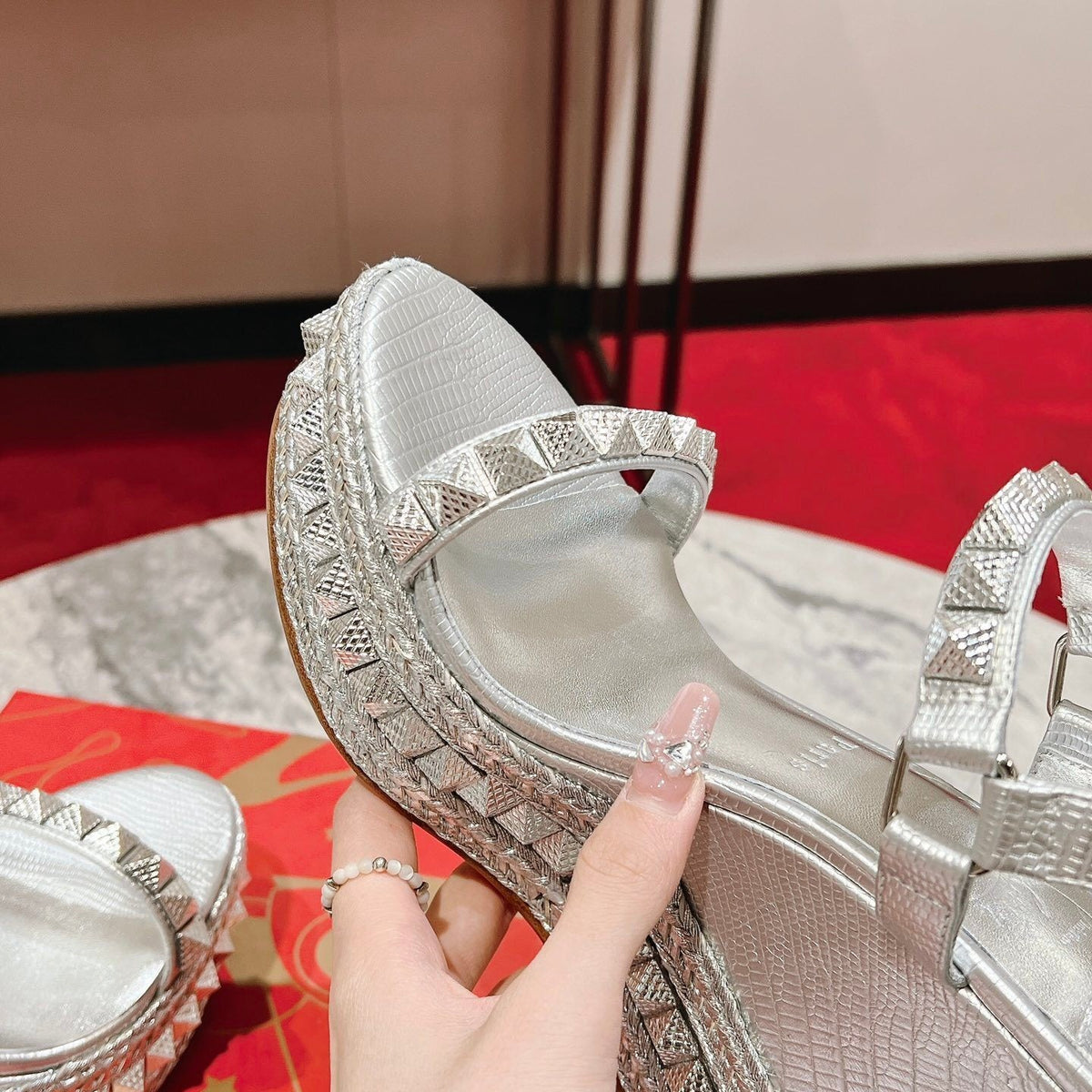 Chloe’s Picks - Premium Luxury Goods and Accessories - AFFORDABLE LUXURY HEELS - 8078