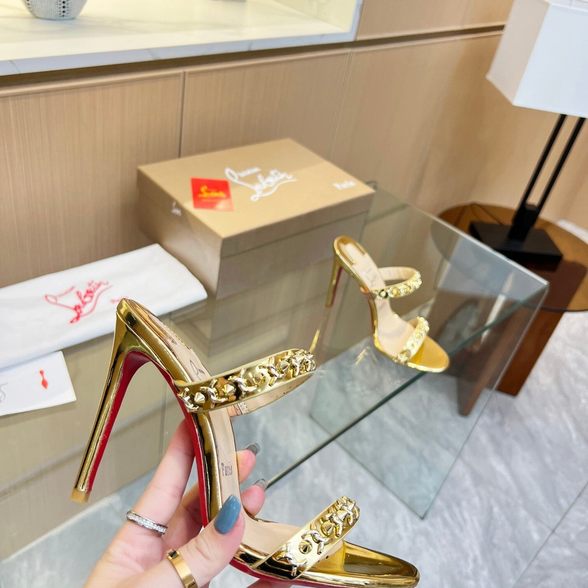 Chloe’s Picks - Premium Luxury Goods and Accessories - AFFORDABLE LUXURY HEELS - 8010