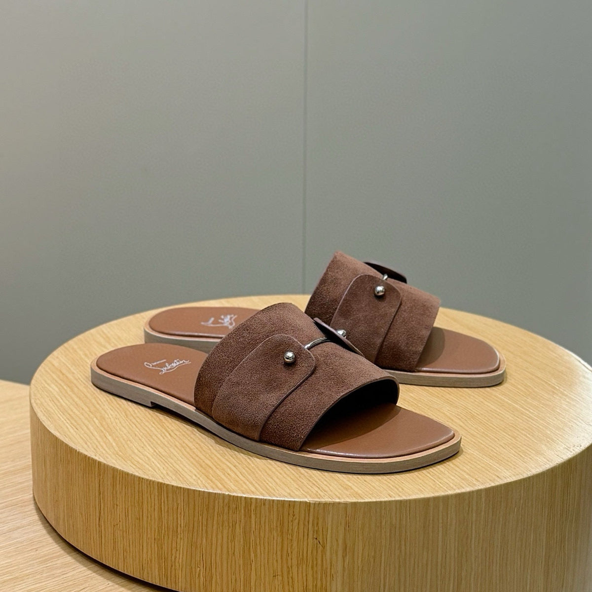 Chloe’s Picks - Premium Luxury Goods and Accessories - AFFORDABLE LUXURY HEELS - 8286