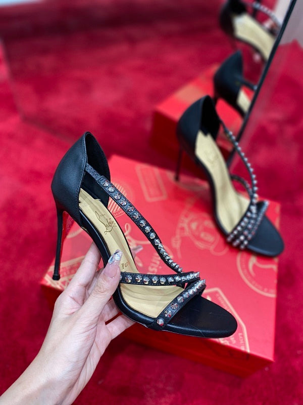 Chloe’s Picks - Premium Luxury Goods and Accessories - AFFORDABLE LUXURY HEELS - 7962
