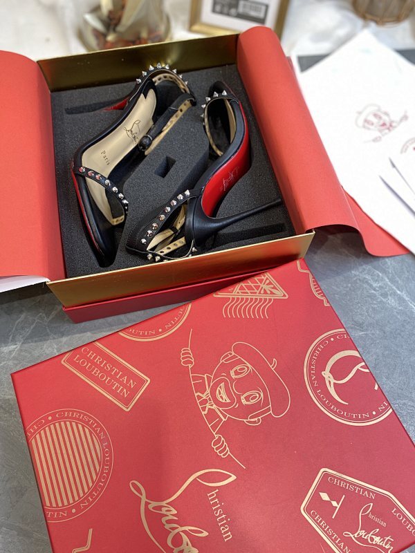 Chloe’s Picks - High-Quality Designer Products for You - AFFORDABLE LUXURY HEELS - 7979