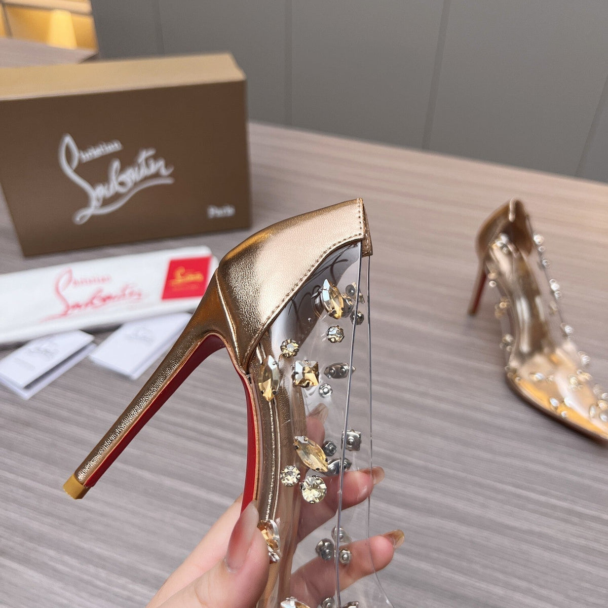 Chloe’s Picks - Premium Luxury Goods and Accessories - AFFORDABLE LUXURY HEELS - 8118